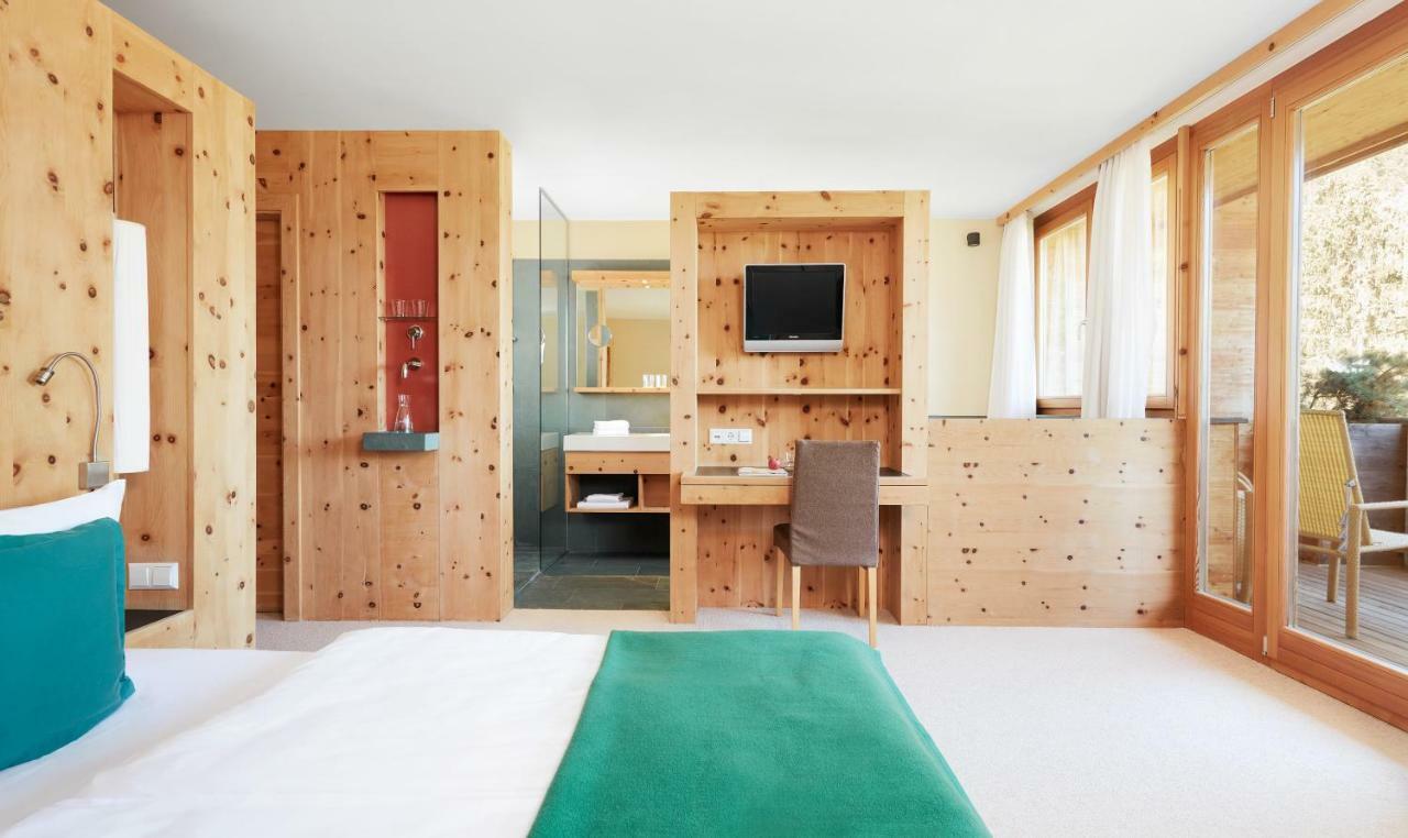 Arosea Life Balance Hotel センタ・ヴァルプルガ エクステリア 写真
