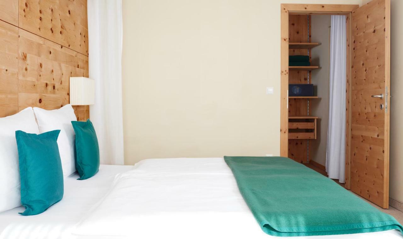 Arosea Life Balance Hotel センタ・ヴァルプルガ エクステリア 写真