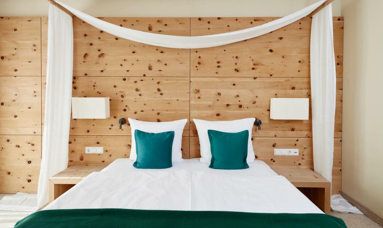 Arosea Life Balance Hotel センタ・ヴァルプルガ エクステリア 写真